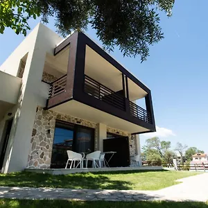 Marineiko Luxury Ierissos